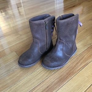 Kids - UGGS- size 9 (toddler)